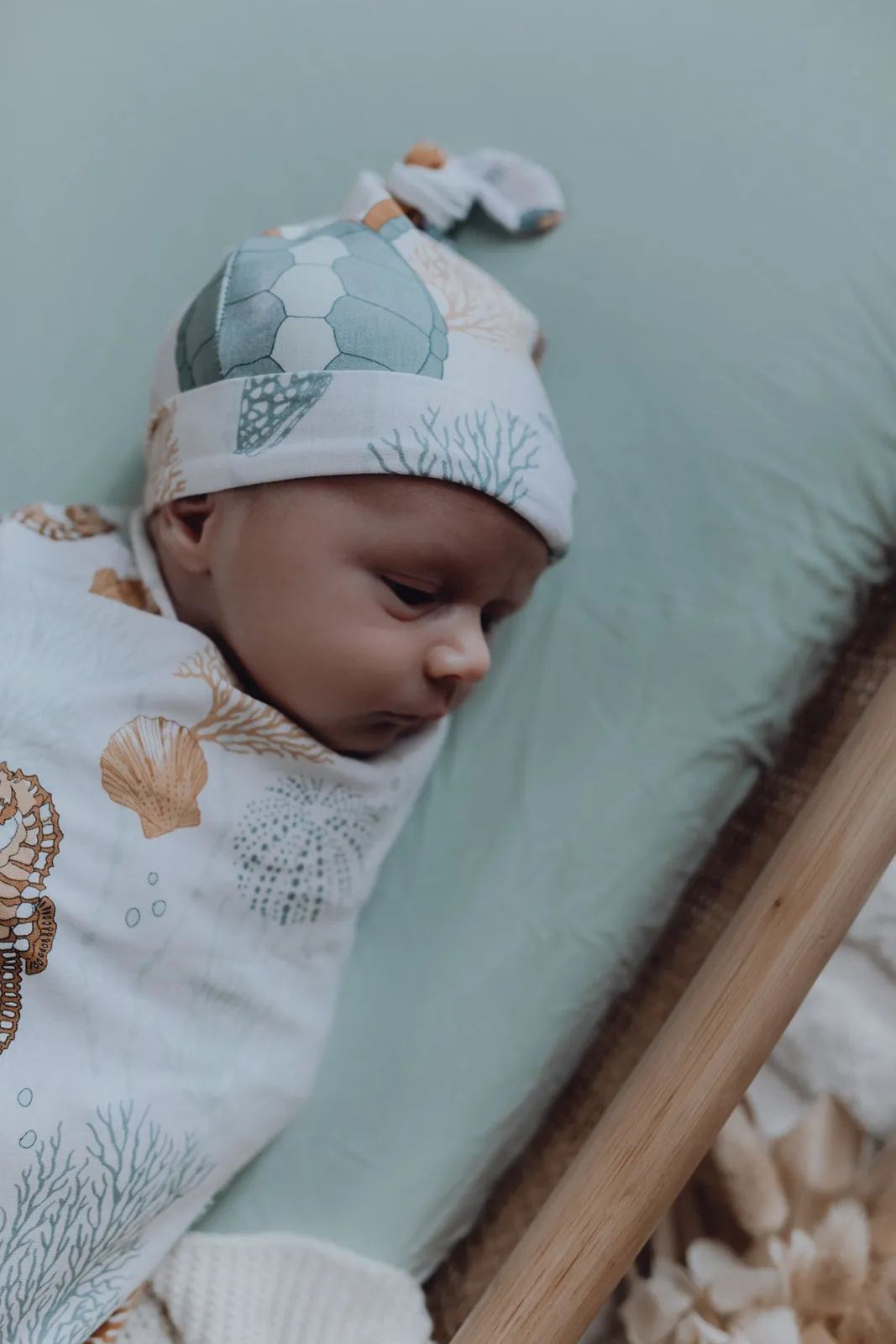 Nautilus organic cotton jersey Knotted Beanie Newborn